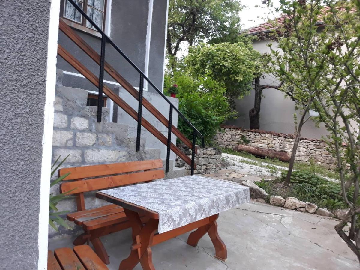BeeFree Villa Gorsko Slivovo Buitenkant foto